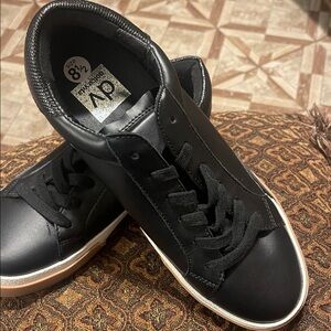Black Leather Men's Sneakers